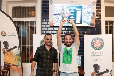 Rogerio Corrêa remporte les eSeries Roland-Garros à Belo Horizonte au Brésil/eSeries Roland-Garros in Belo Horizonte, Brazil.